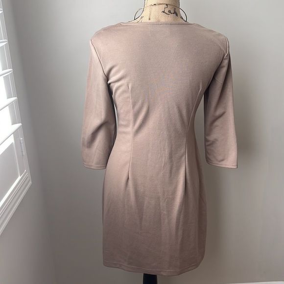 Karin Stevens Dress💐💐 - Picture 4 of 5